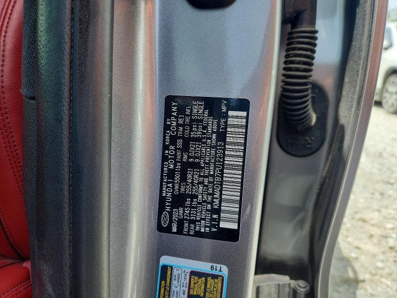 2023 GENESIS GV70 2.5T STANDARD 12