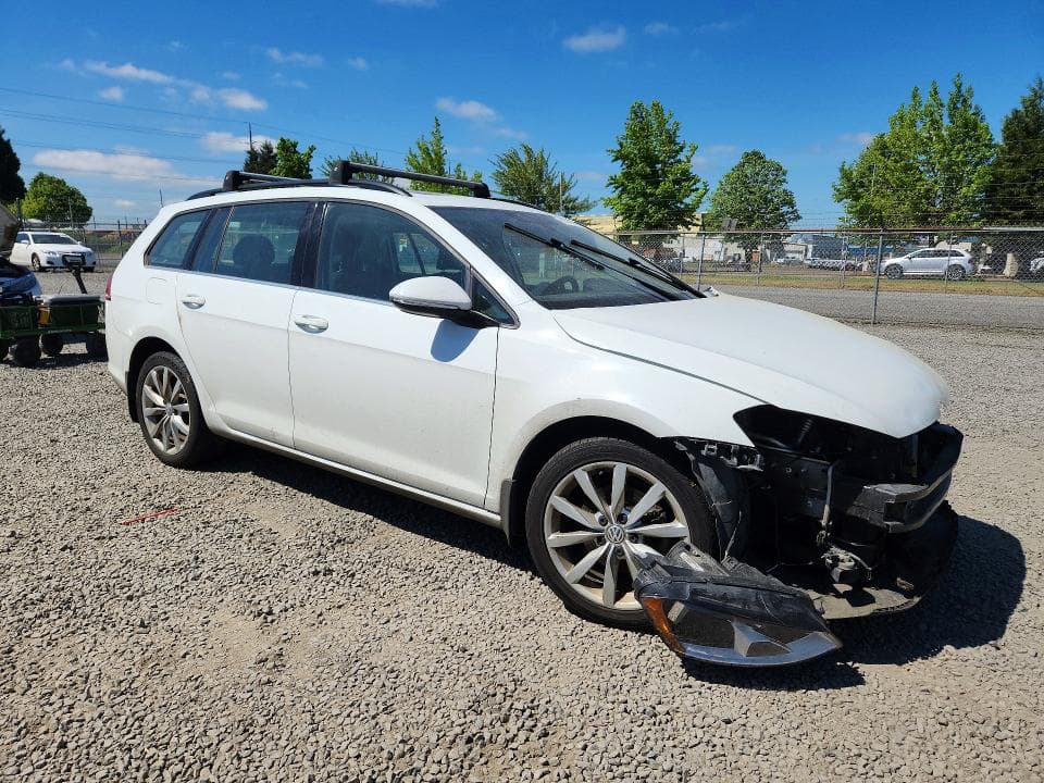 2017 VOLKSWAGEN GOLF SPORTWAGEN S S 4