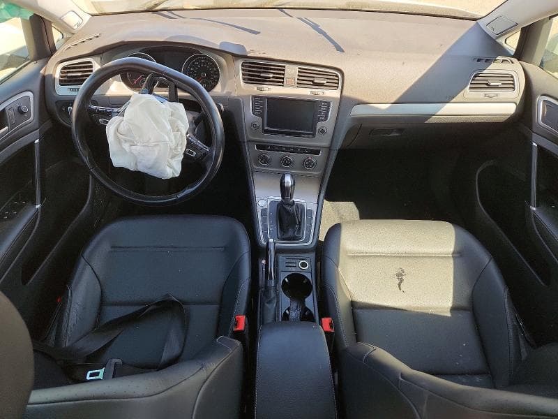 2017 VOLKSWAGEN GOLF SPORTWAGEN S S 8