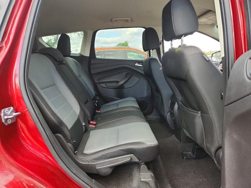 2016 FORD ESCAPE SE SE 11