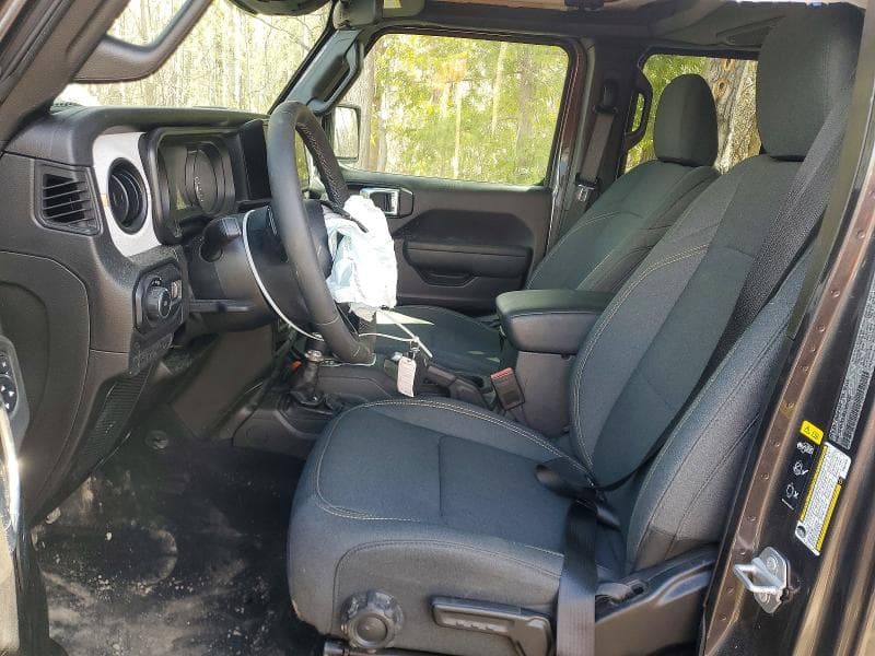 2025 JEEP WRANGLER SPORT 4DR 4 7