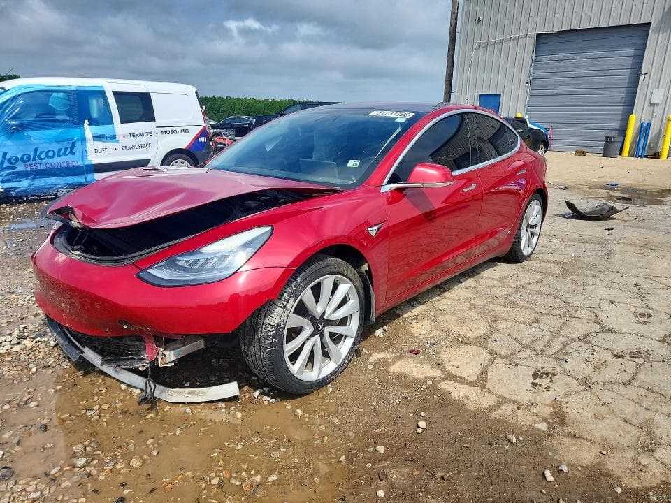 2018 TESLA MODEL 3 1