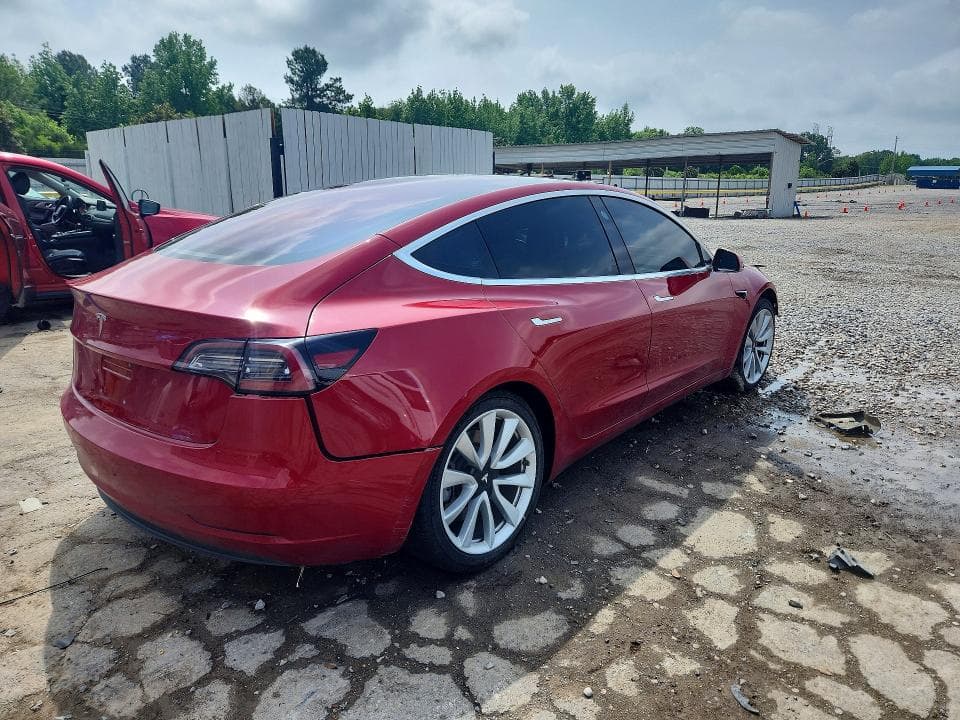 2018 TESLA MODEL 3 3