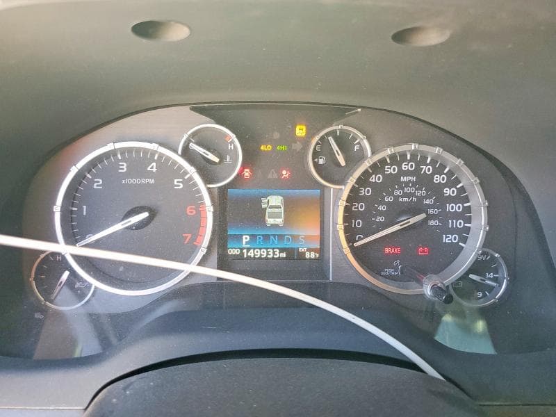 2017 TOYOTA TUNDRA SR5 9