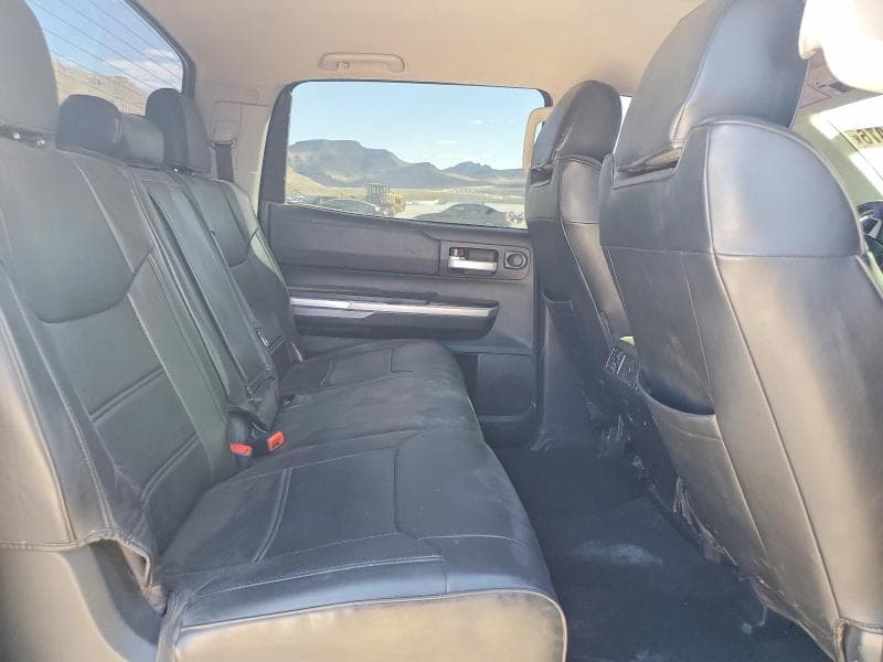 2017 TOYOTA TUNDRA SR5 10
