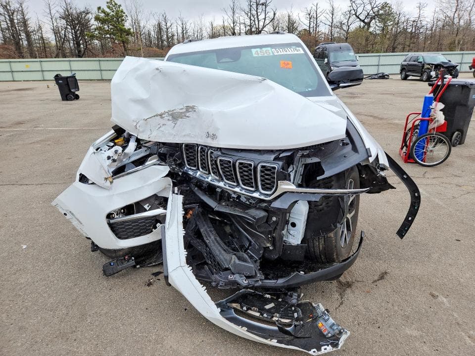 2024 JEEP GRAND CHEROKEE LIMITED 5