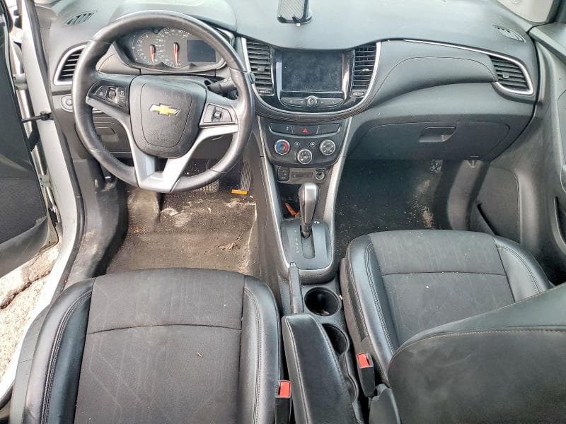 2021 CHEVROLET TRAX 1LT 8