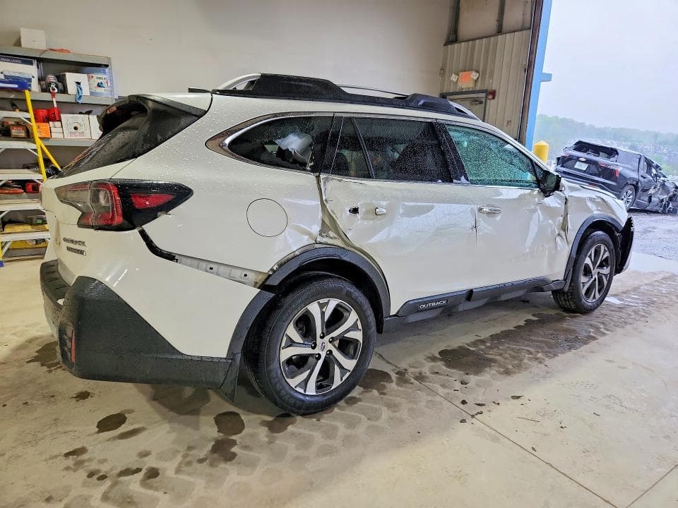 2022 SUBARU OUTBACK TOURING TOURING 3