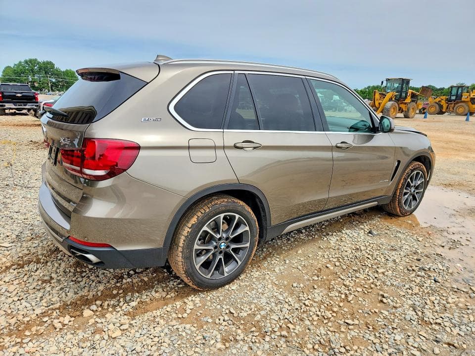 2017 BMW X5 XDR40E 3