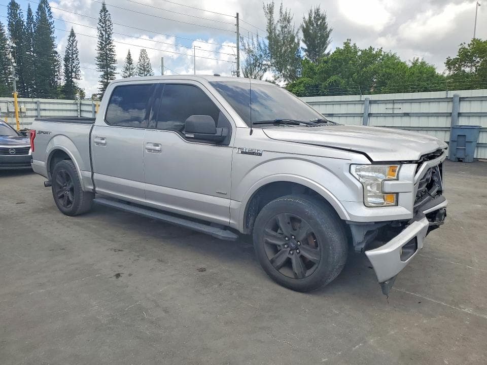 2017 FORD F150 SUPERCREW 4
