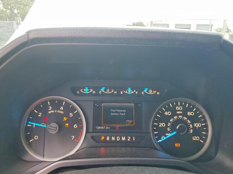 2017 FORD F150 SUPERCREW 9