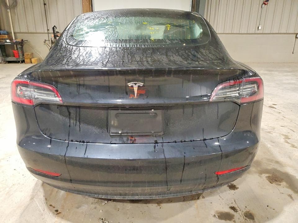 2020 TESLA MODEL 3 6
