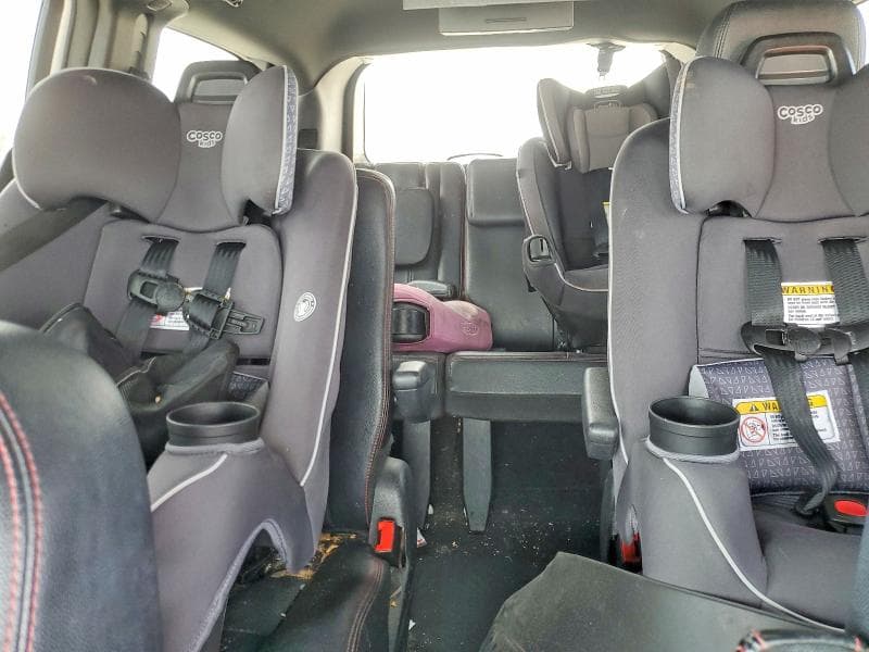 2019 DODGE GRAND CARAVAN GT 10