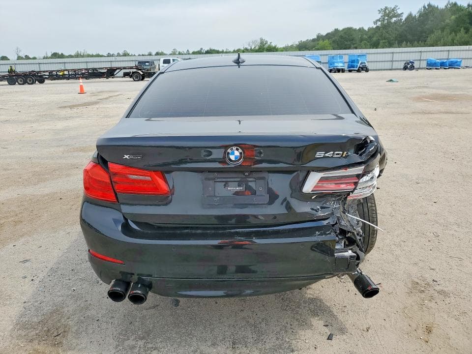 2019 BMW 540 XI 6