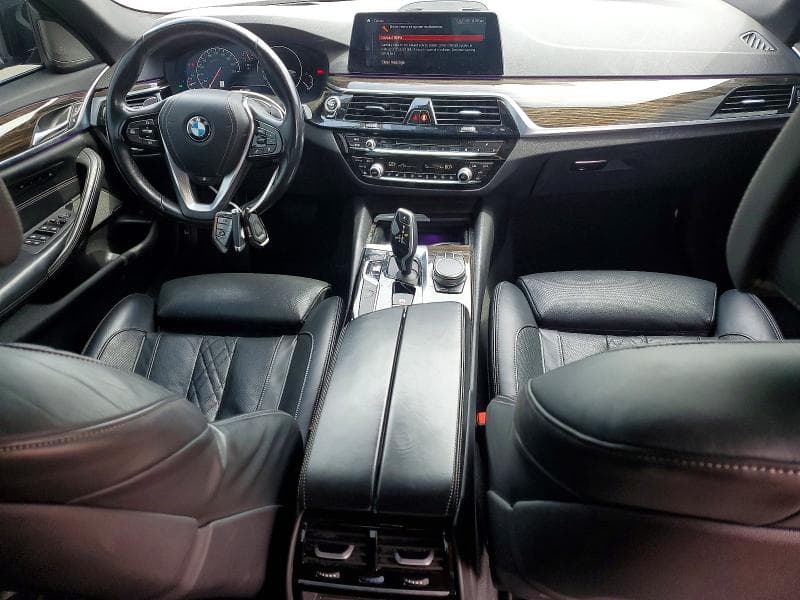 2019 BMW 540 XI 8