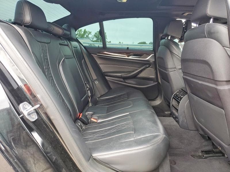 2019 BMW 540 XI 10