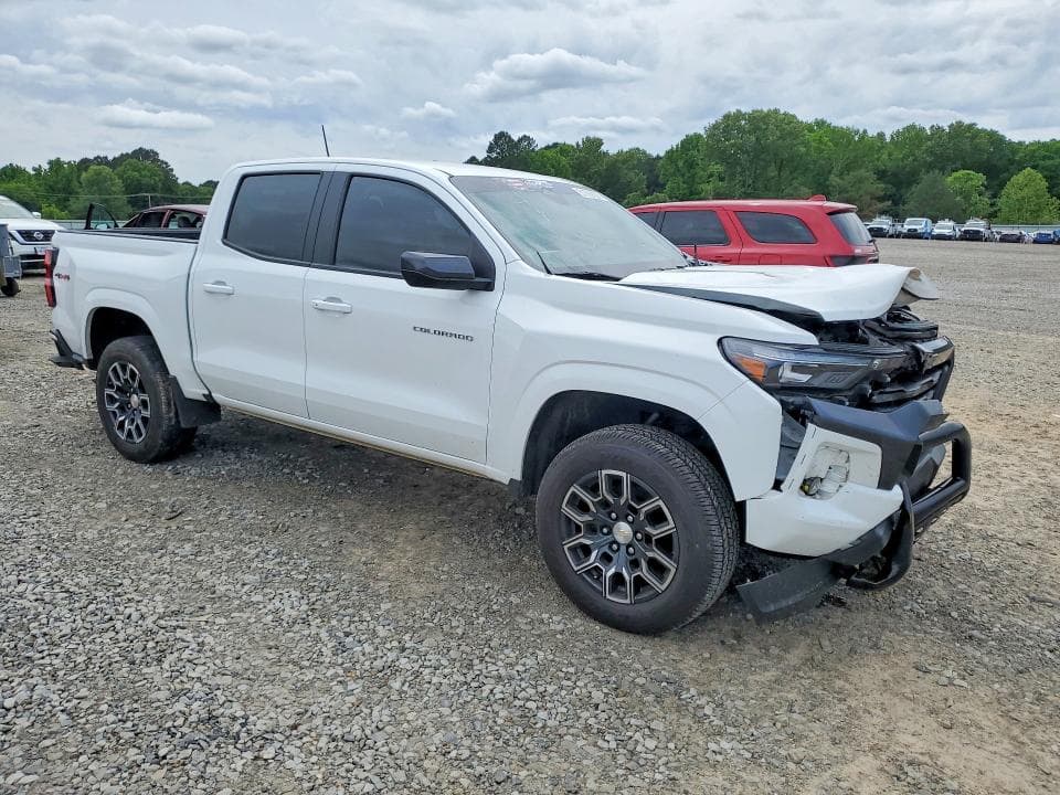 2024 CHEVROLET COLORADO LT LT 4
