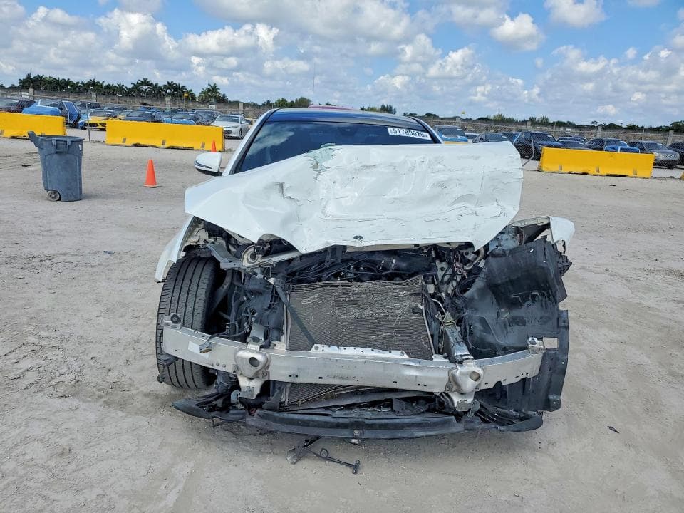 2017 MERCEDES-BENZ E 300 5