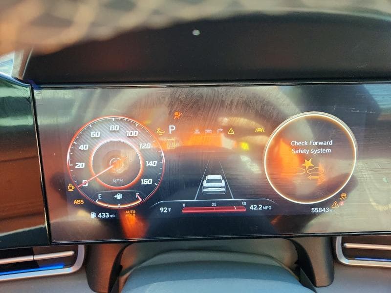 2024 HYUNDAI ELANTRA SEL SEL 9