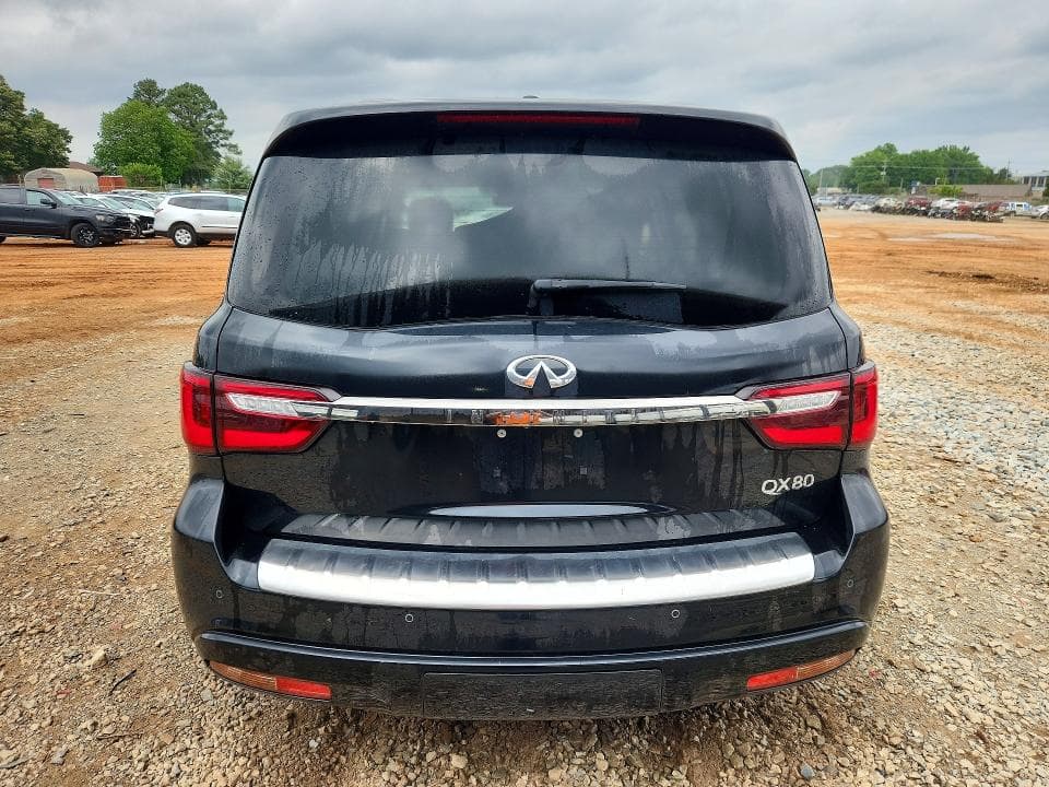 2023 INFINITI QX80 LUXE 6