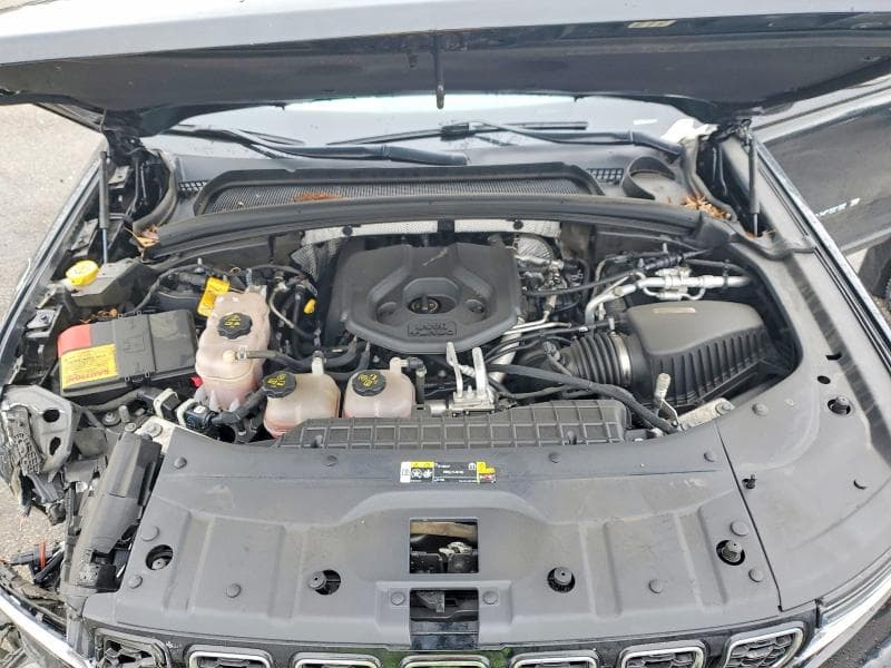 2023 JEEP GRAND CHEROKEE LIMITED 4XE 12