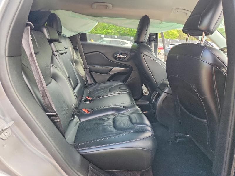 2019 JEEP CHEROKEE LIMITED 11