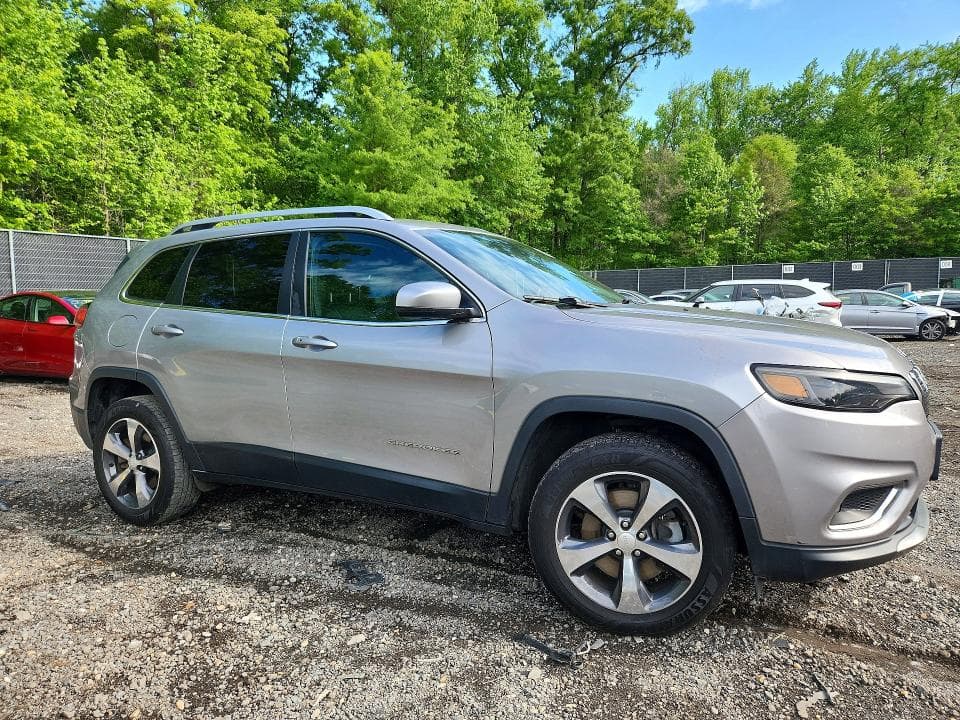 2019 JEEP CHEROKEE LIMITED 4