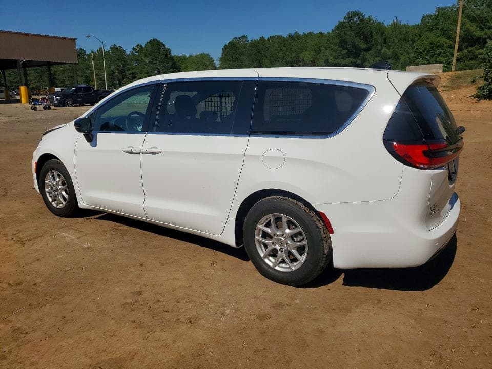 2024 CHRYSLER PACIFICA TOURING 2