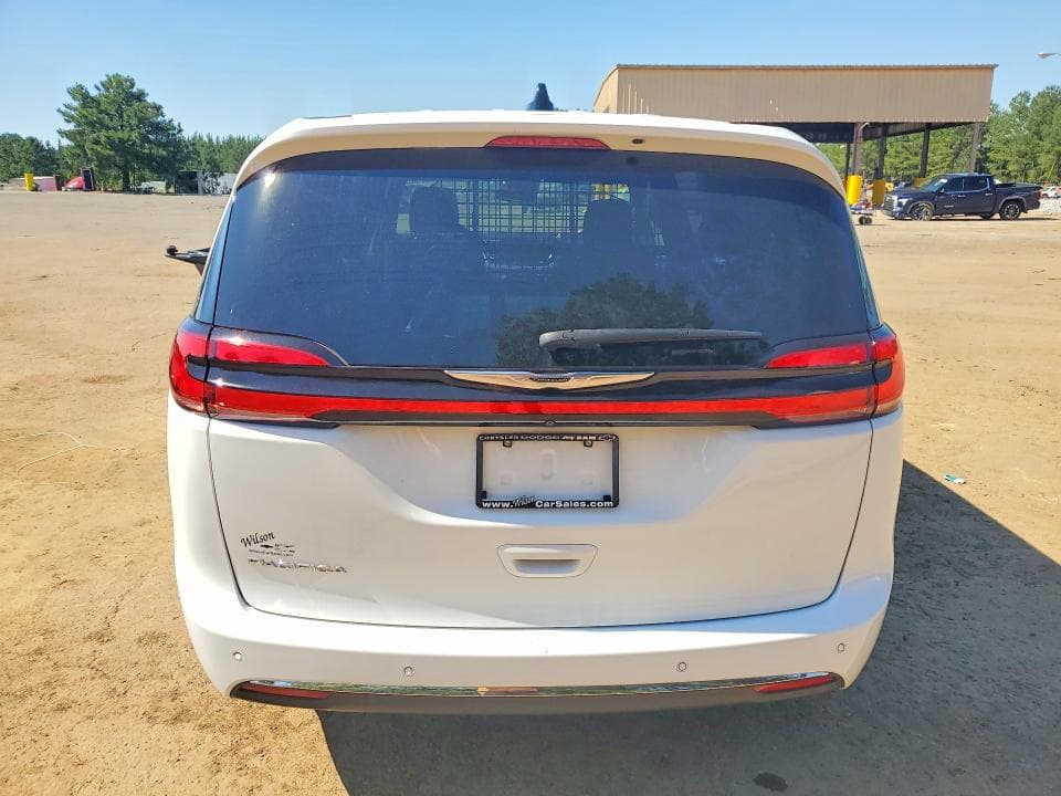 2024 CHRYSLER PACIFICA TOURING 6