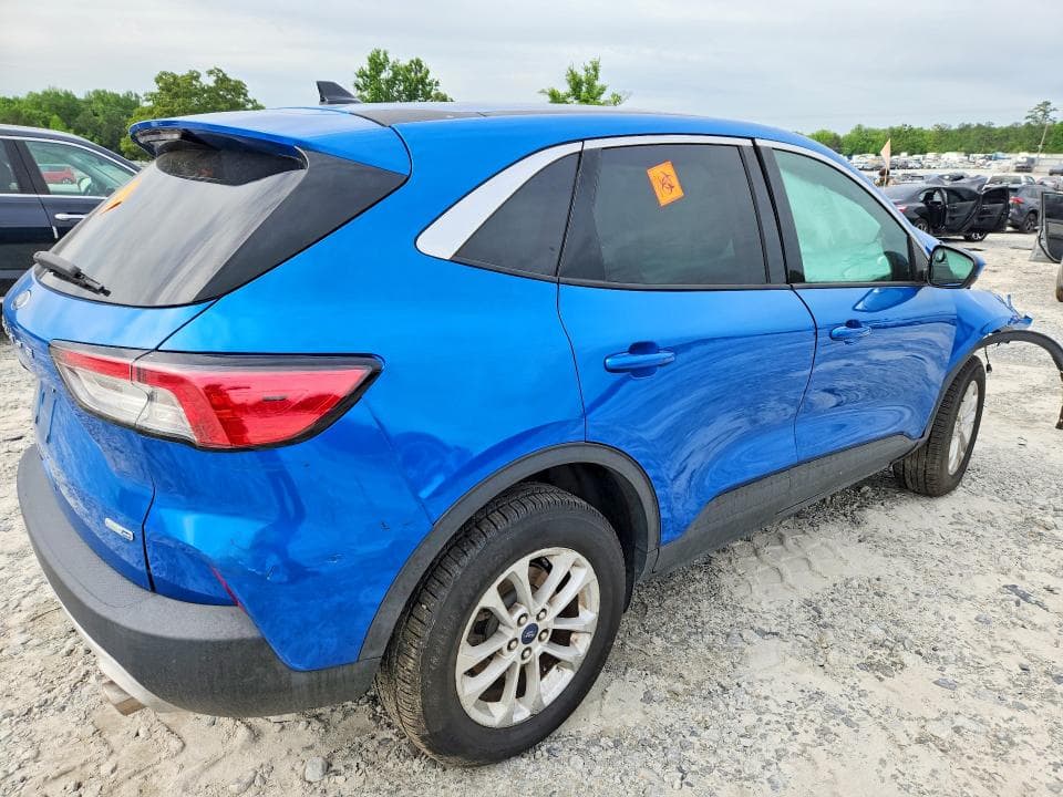 2020 FORD ESCAPE SE 3
