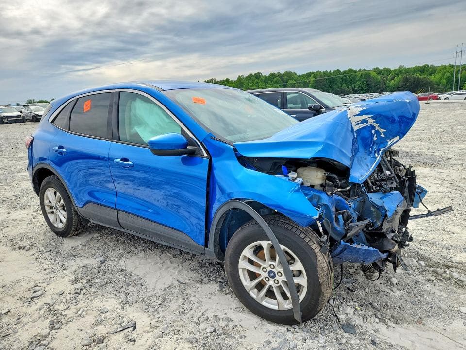 2020 FORD ESCAPE SE 4