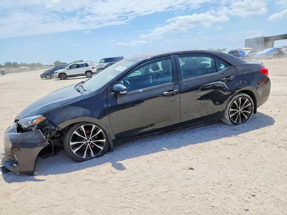 2018 TOYOTA COROLLA SE - 1