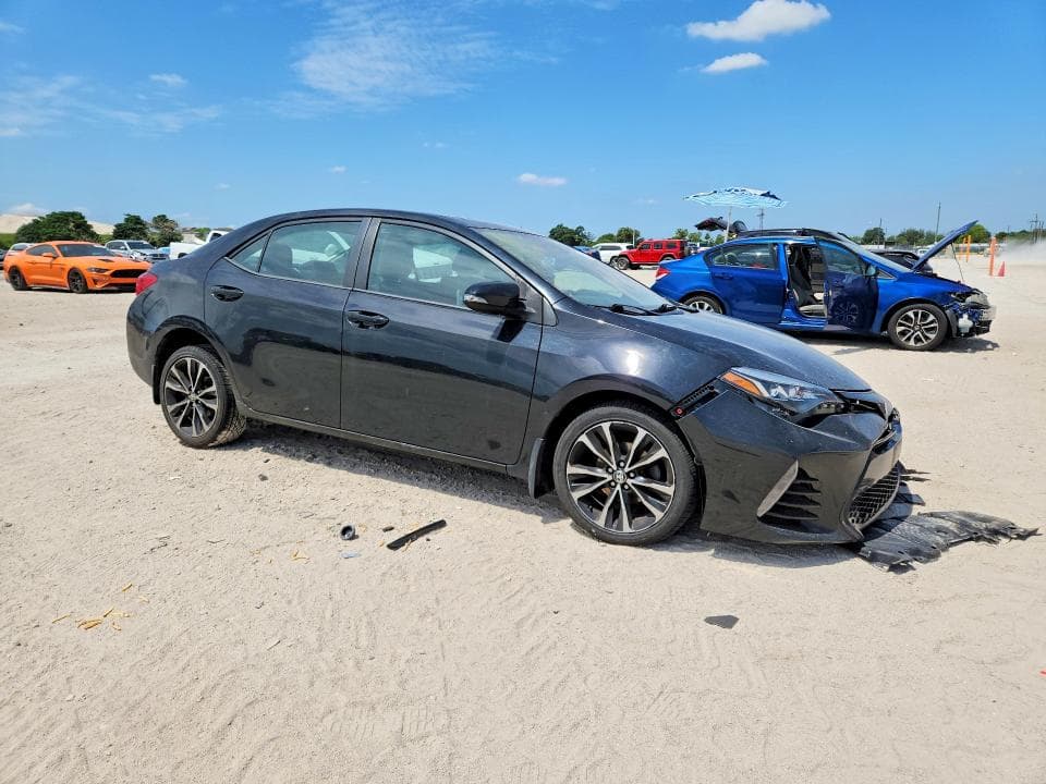 2018 TOYOTA COROLLA SE 4