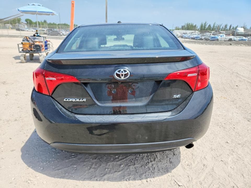 2018 TOYOTA COROLLA SE 6
