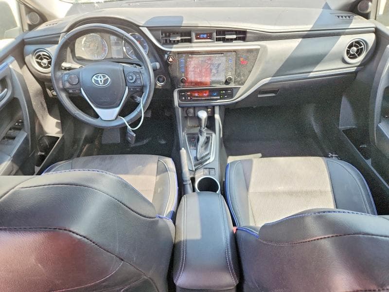 2018 TOYOTA COROLLA SE 8