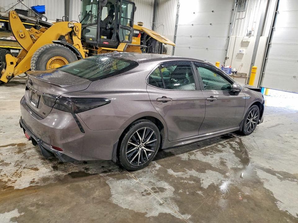 2021 TOYOTA CAMRY SE SE 3
