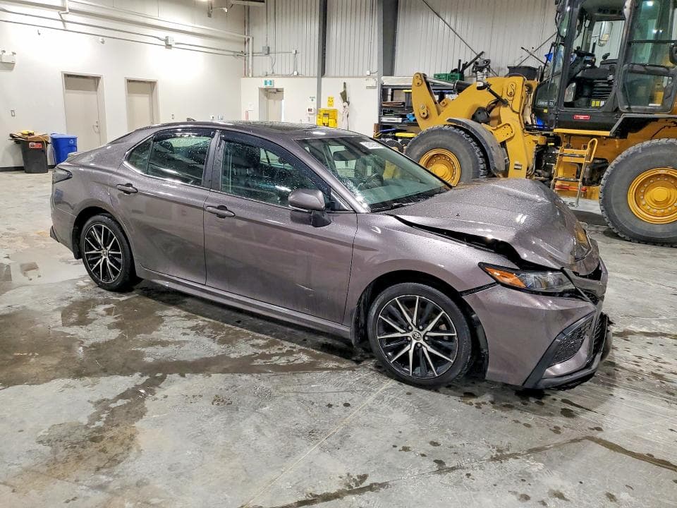 2021 TOYOTA CAMRY SE SE 4