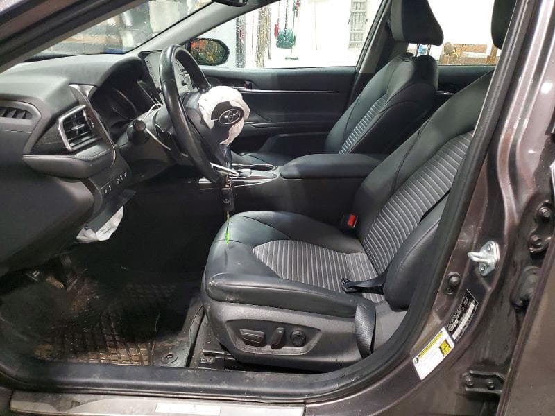 2021 TOYOTA CAMRY SE SE 7