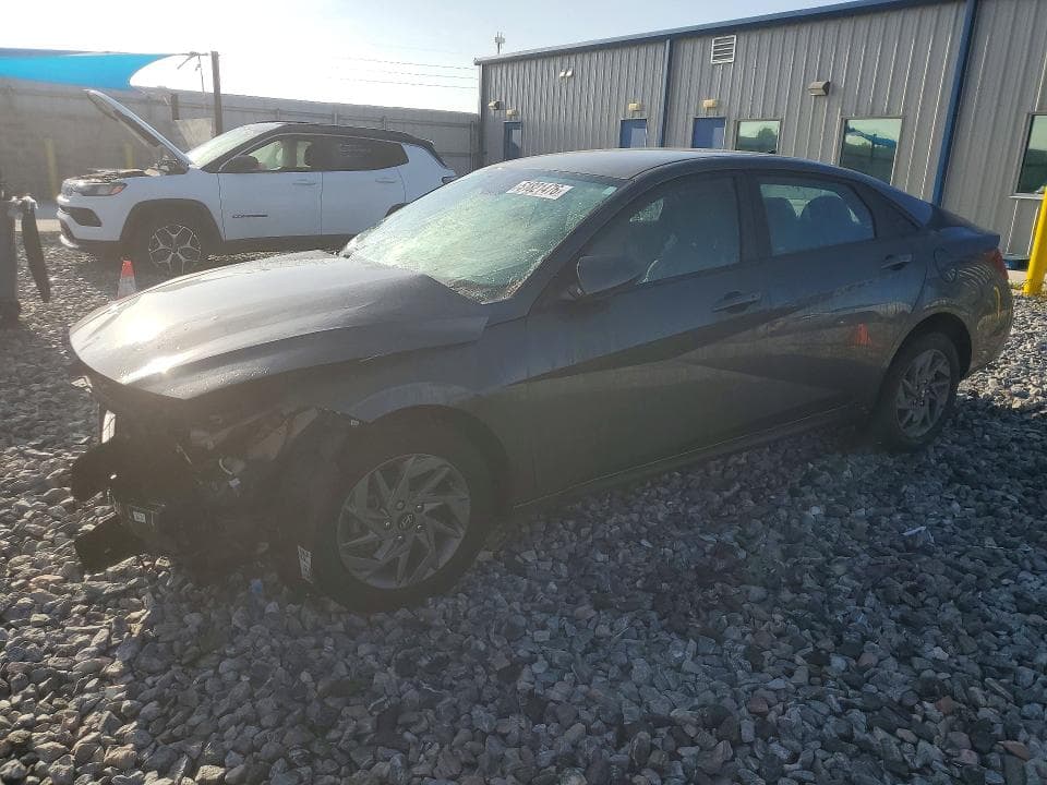 2024 HYUNDAI ELANTRA SEL - 1