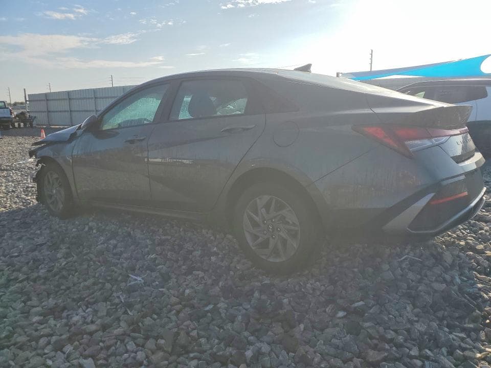 2024 HYUNDAI ELANTRA SEL 2