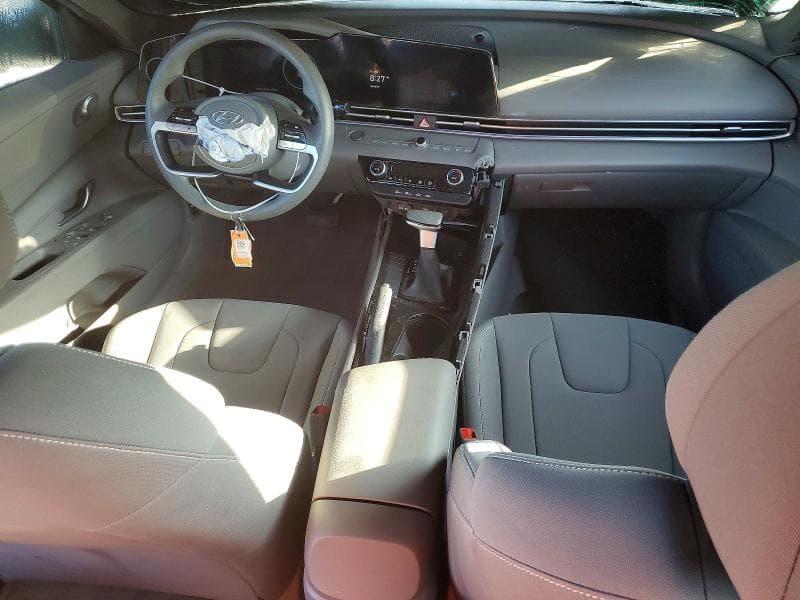 2024 HYUNDAI ELANTRA SEL 8