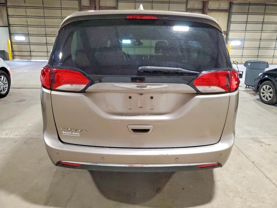 2017 CHRYSLER PACIFICA TOURING L PLUS 6