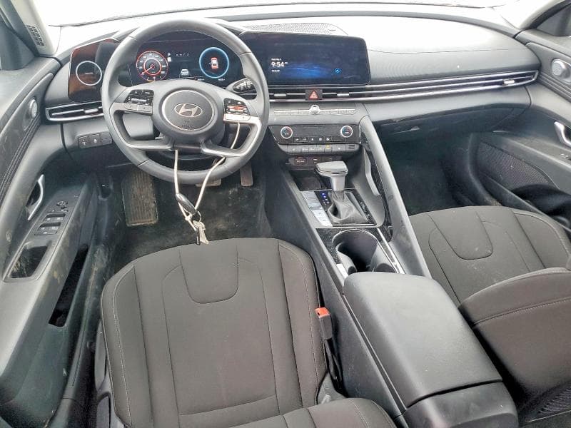 2025 HYUNDAI ELANTRA SEL CONVENIENCE SEL CONVENIENCE 8