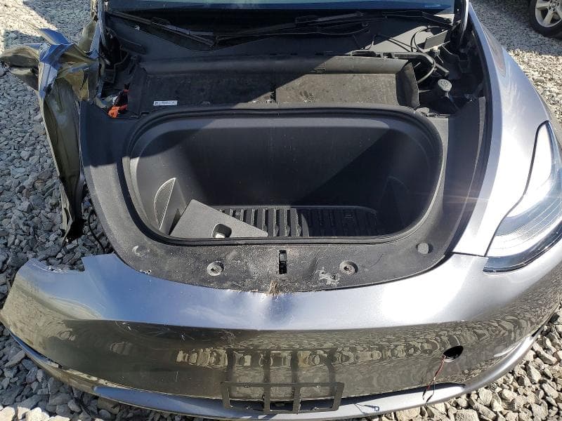 2025 TESLA MODEL Y 12