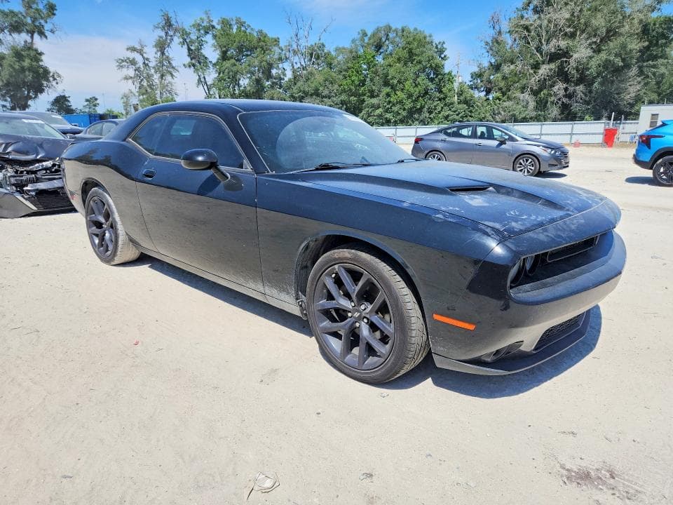 2019 DODGE CHALLENGER SXT 4