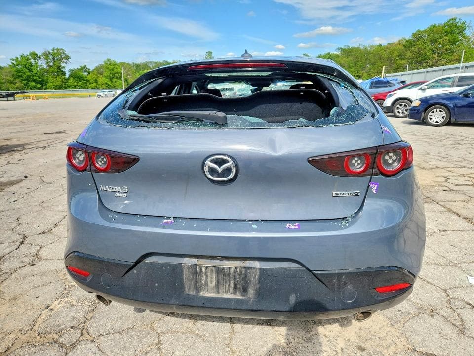 2019 MAZDA 3 PREMIUM 6