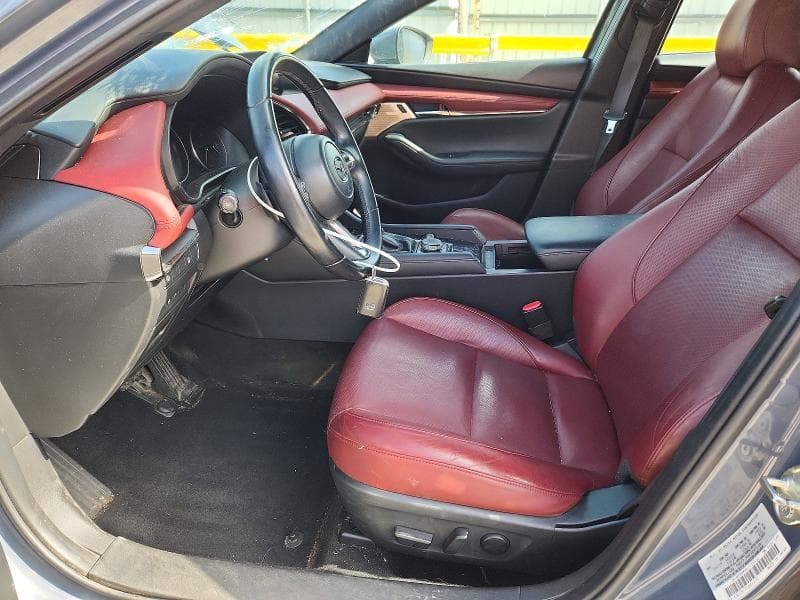 2019 MAZDA 3 PREMIUM 7