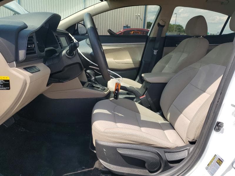 2019 HYUNDAI ELANTRA SE 7