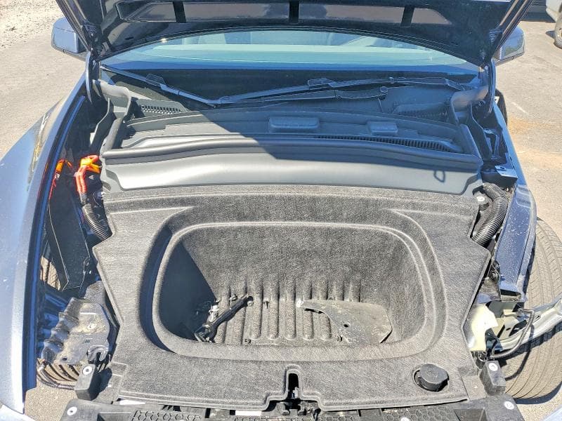 2026 TESLA MODEL Y 11