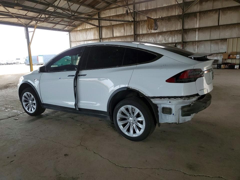 2016 TESLA MODEL X 2